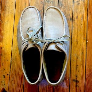 Original Clark’s wallaby gortex 2.0 beige red bottom